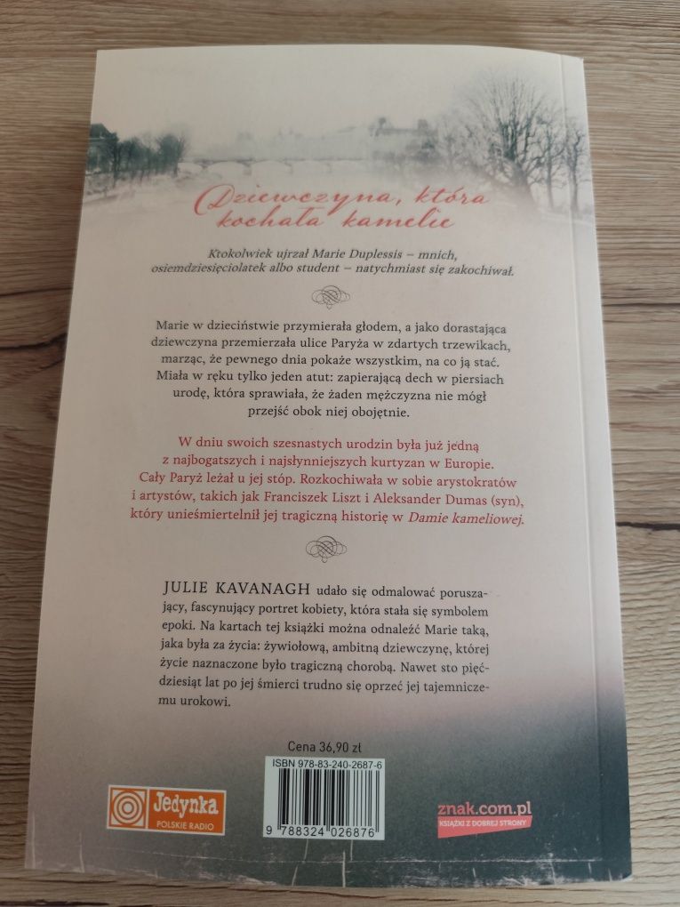 Dziewczyna, która kochała kamelie