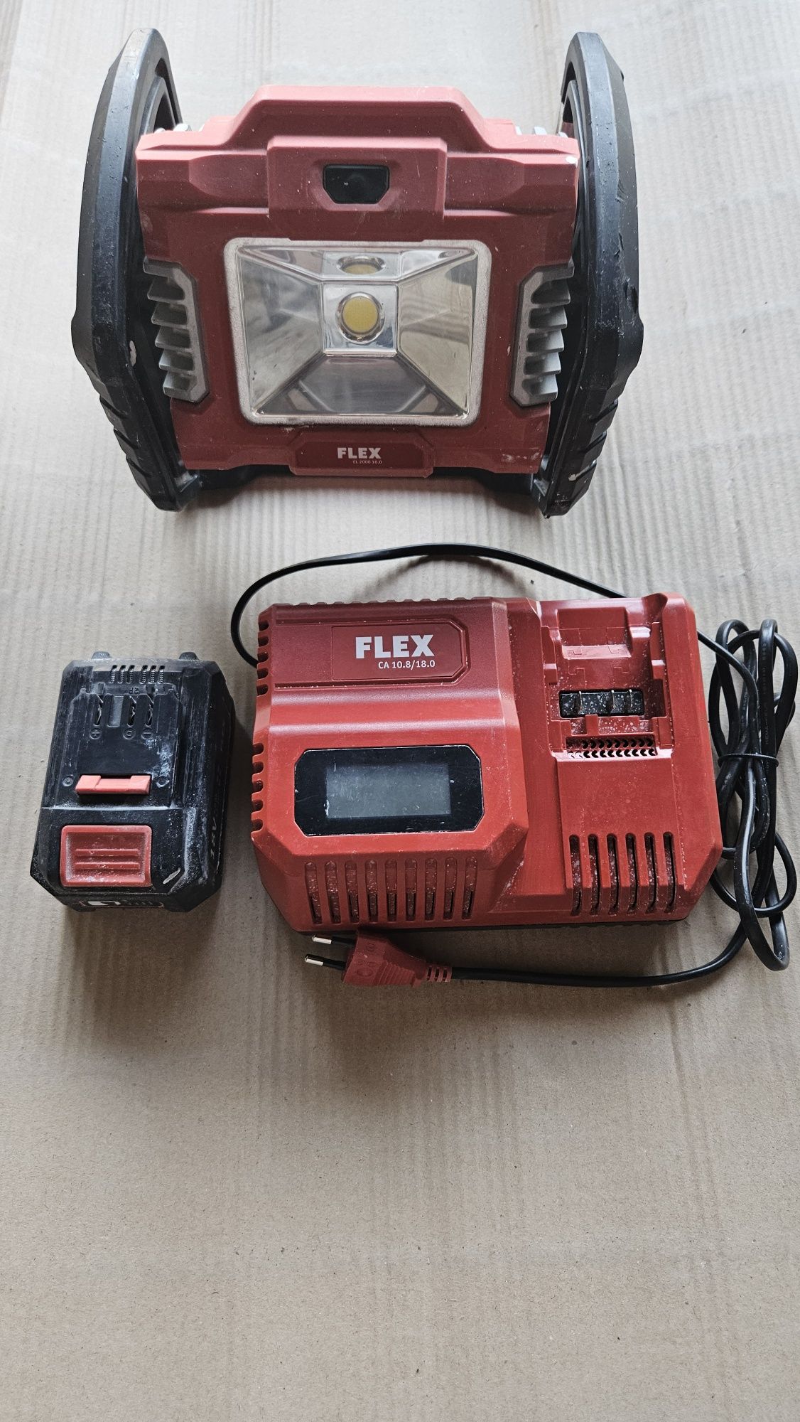 Lampa reflektor akumulatorowy Flex CL 2000 18 V komplet