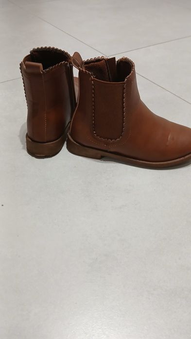 Brązowe  botki rozm 30