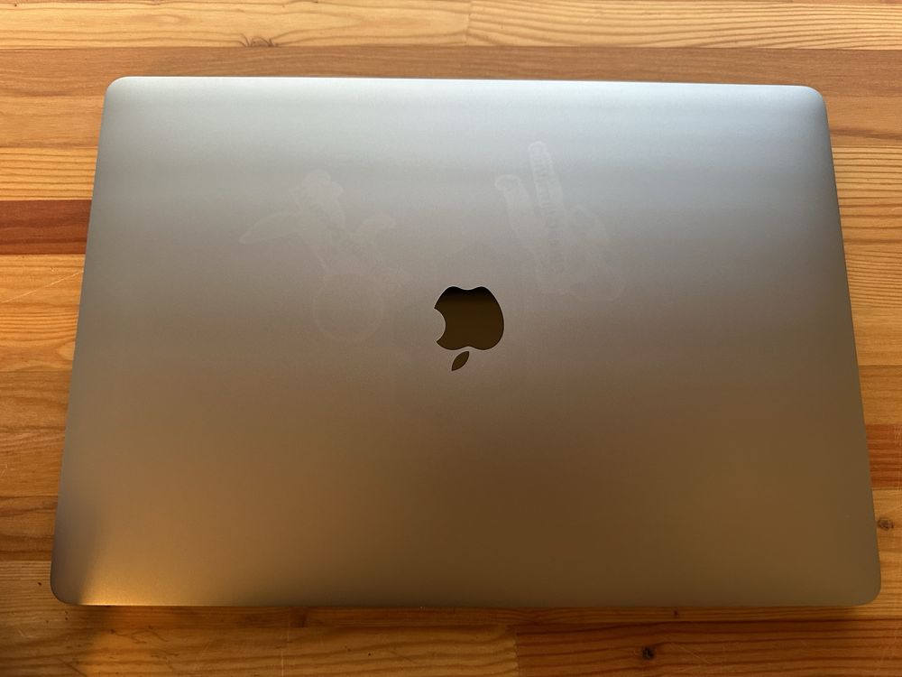Laptop Apple MacBook 15 A1990 i7 16gb 512gb sequoia A/B fv23