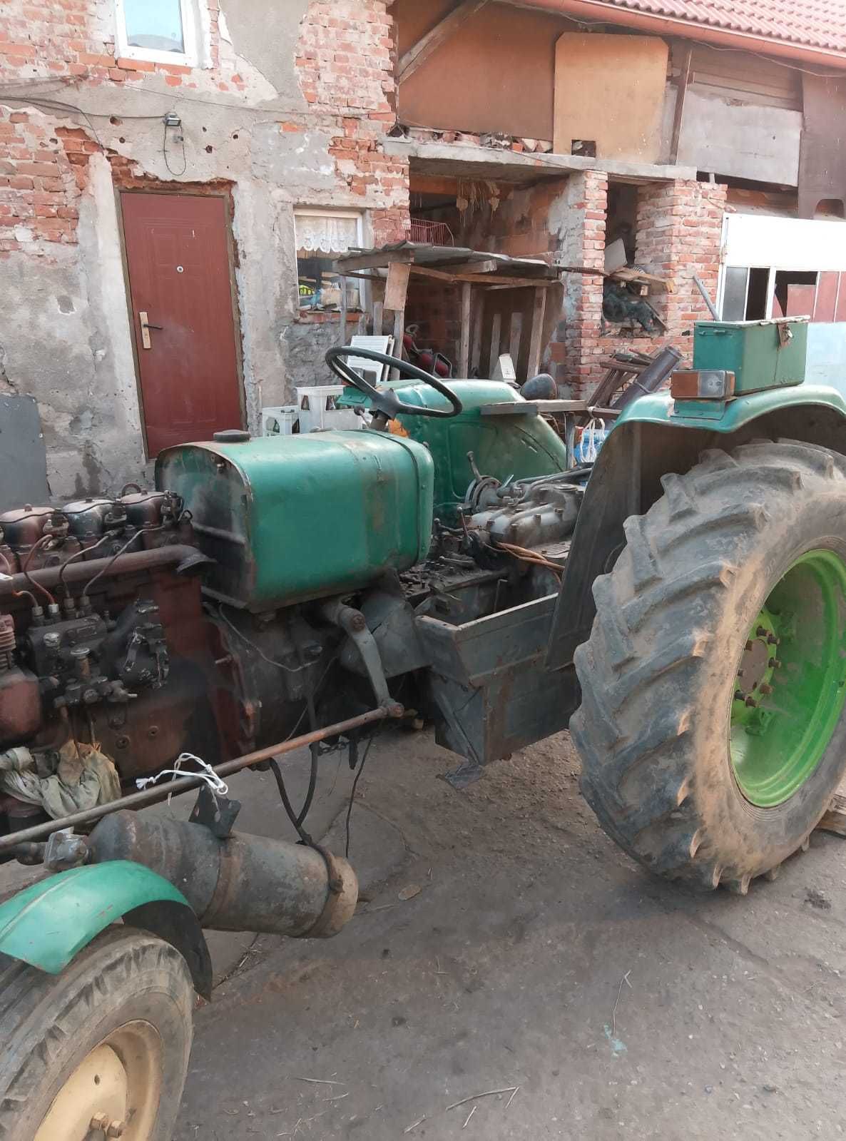 Ursuc C 4011 kolumna kierownicza sprawna nie wybita