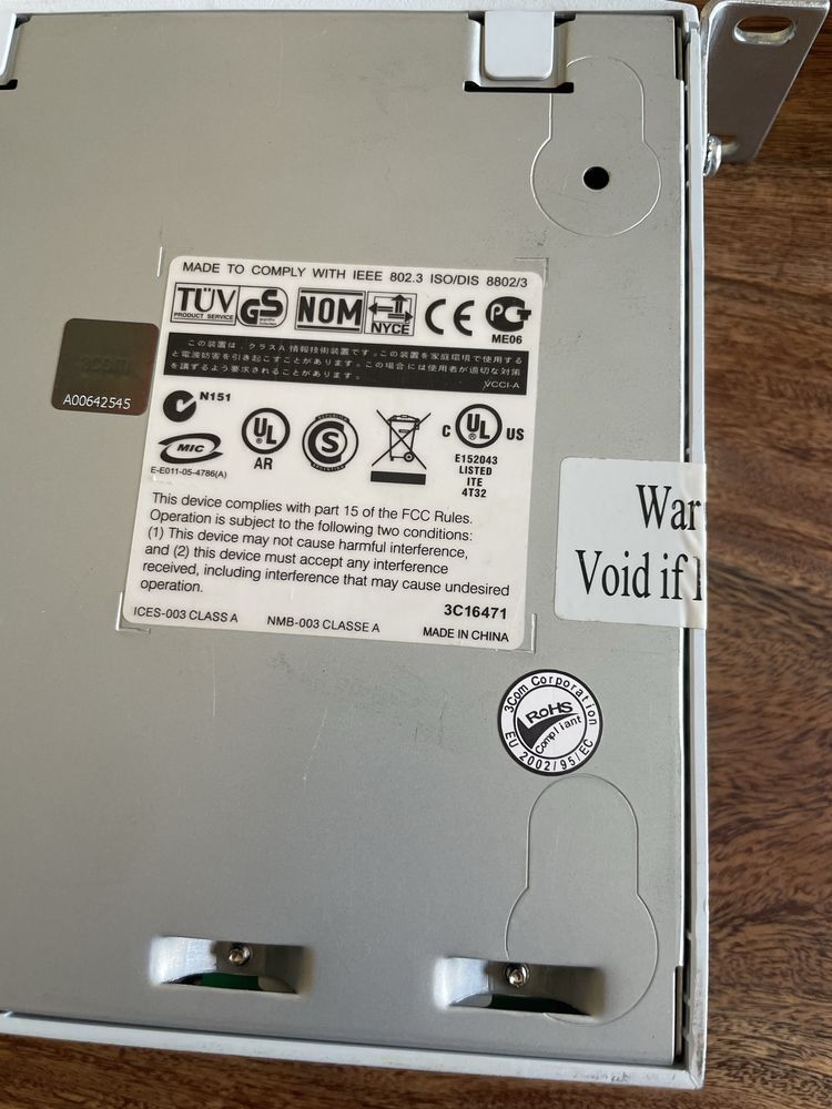 Switch 3Com Baseline 10/100 Switch 24