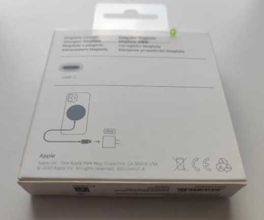 Беспроводная зарядка MagSafe Charger