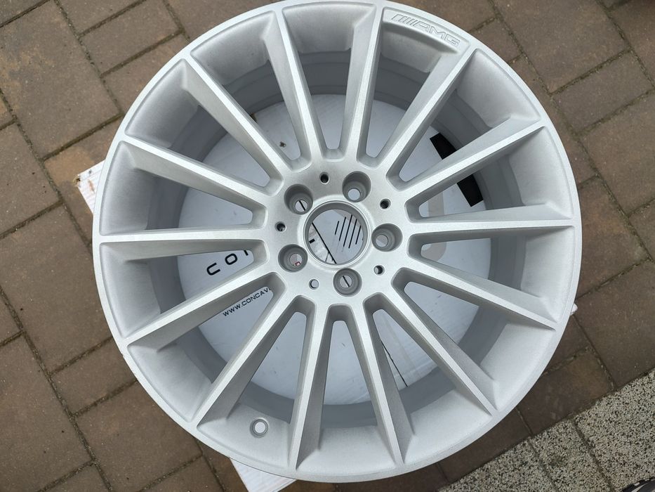 Felga Mercedes AMG A35 19 8J ET40 5x112