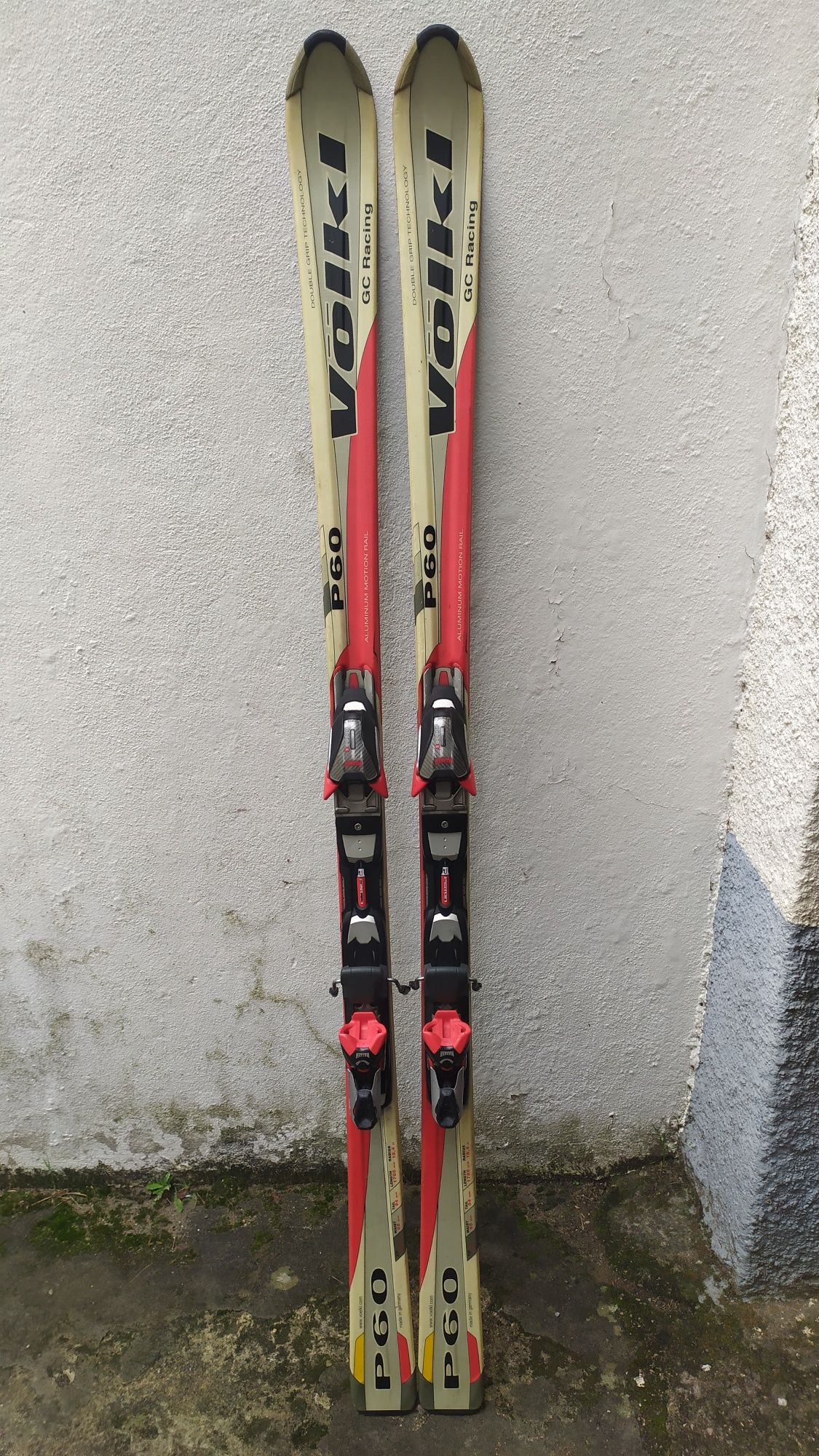 Skis Voiki+Salomon+Rossignol