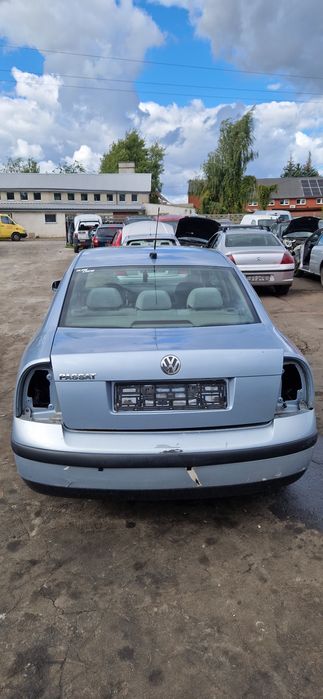 Części Passat B5 FL 1.9 TDI AVF LB5S Błotnik Drzwi Zderzak Klapa Szyba