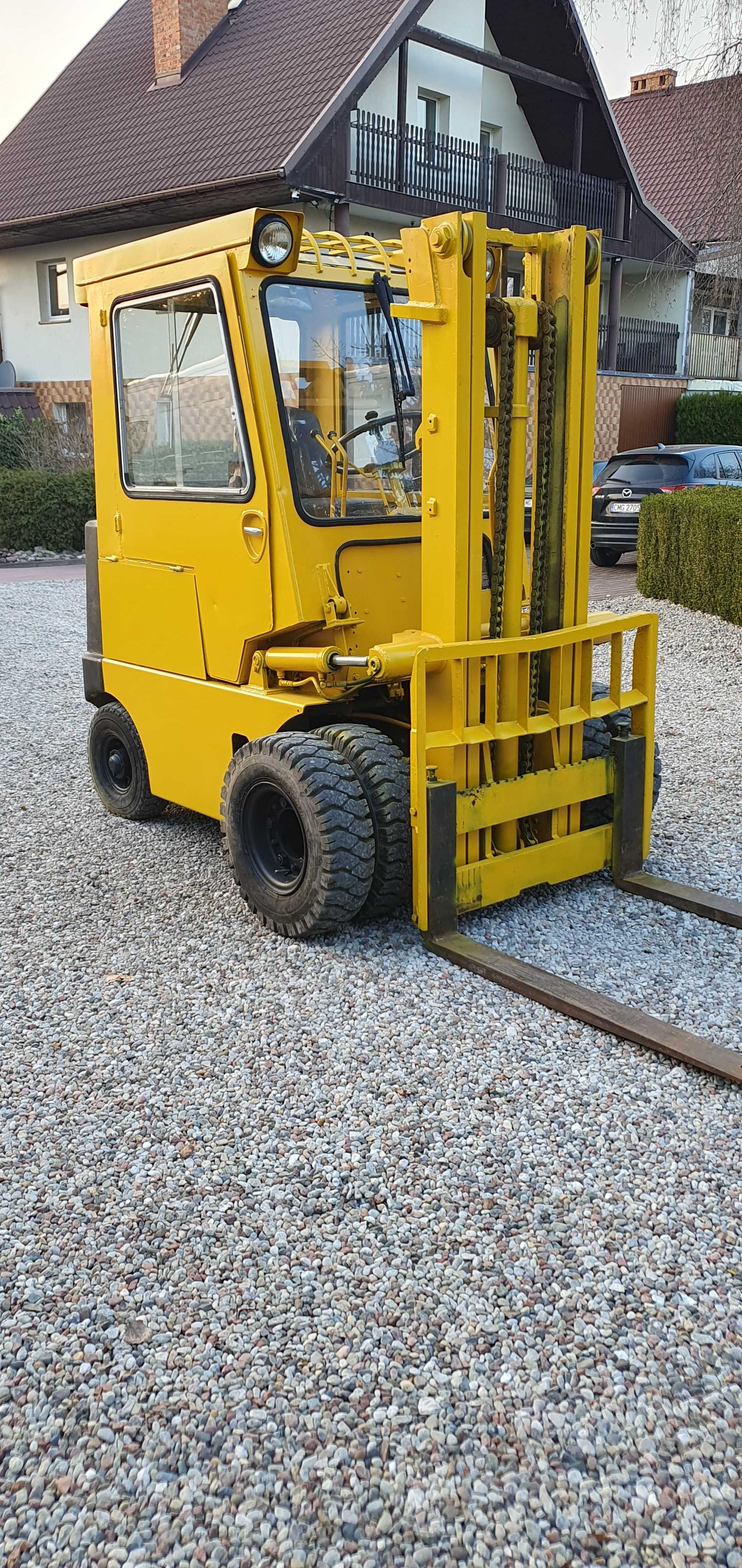 Wózek widłowy KOMATSU FD 25-6 2,5t