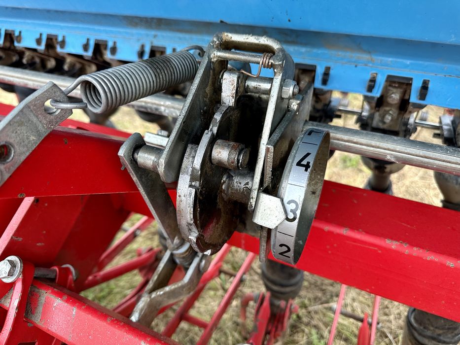 Сіавалка Isaria 2.5 / 3.0 м / Зерносівалка Ісаріа / Hassia / Amazone