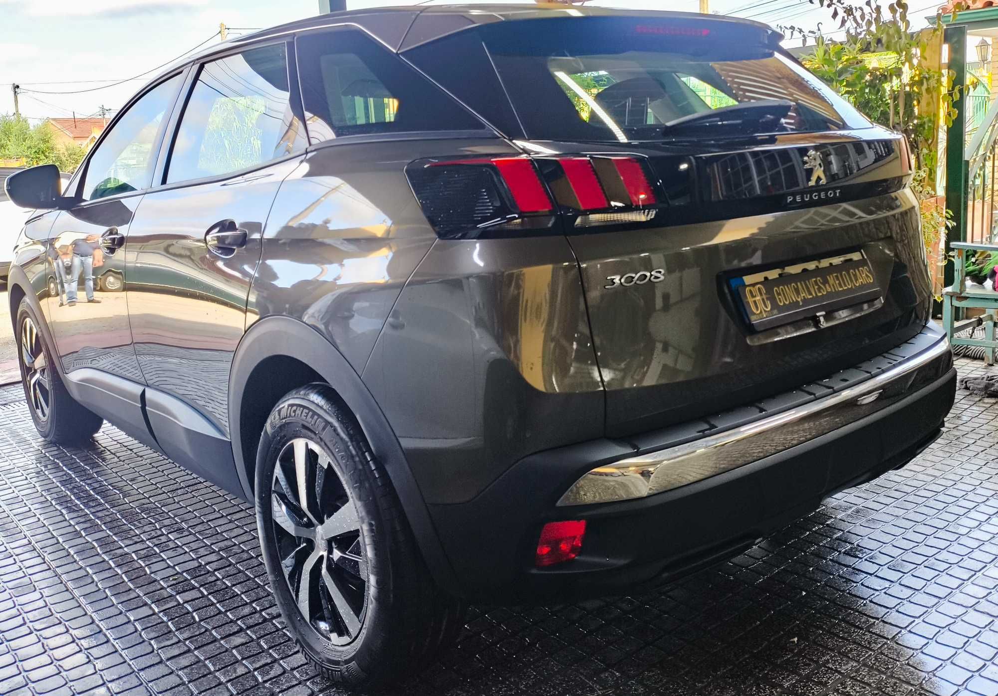 Peugeot 3008 1.6 Diesel Automático