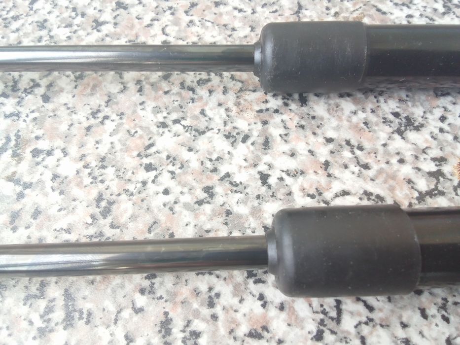 Амортизатори багажника джили емгранд ЕС7-RV