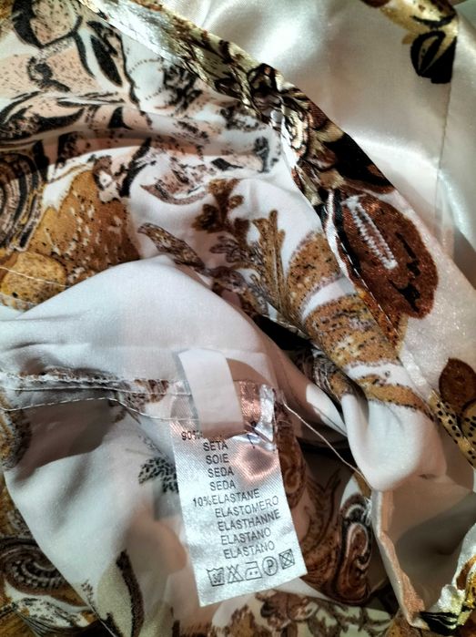 Camisa de seda com laço