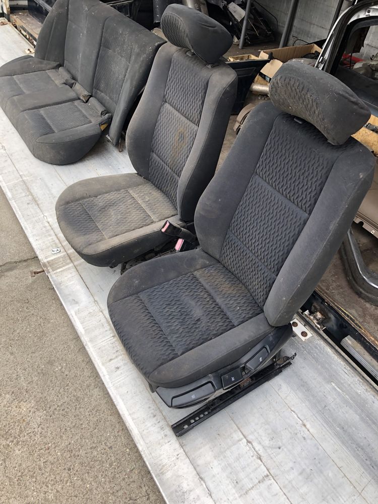 Fotele przednie kanapa tylna Bmw E46 sedan