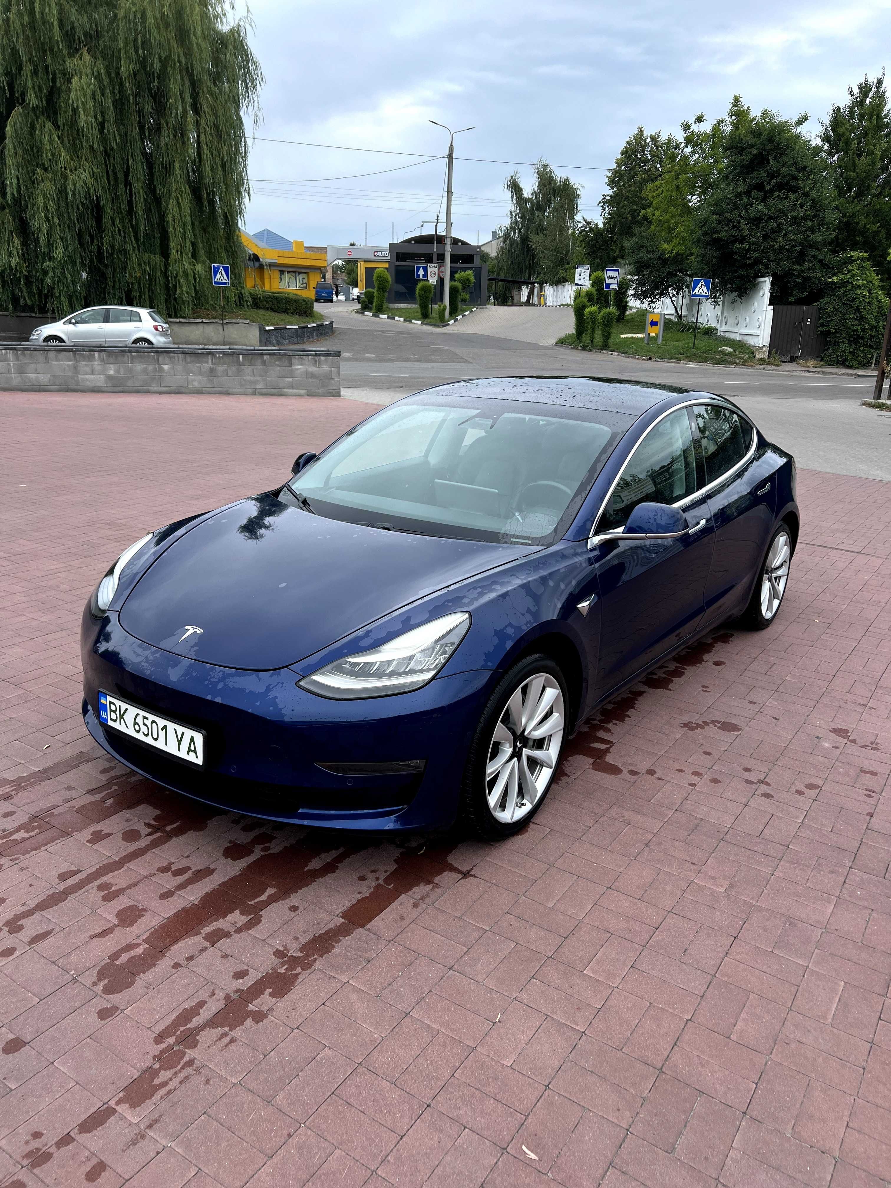 Tesla Model 3 | 500км | Електромобіль | Оренда або робота в таксі
