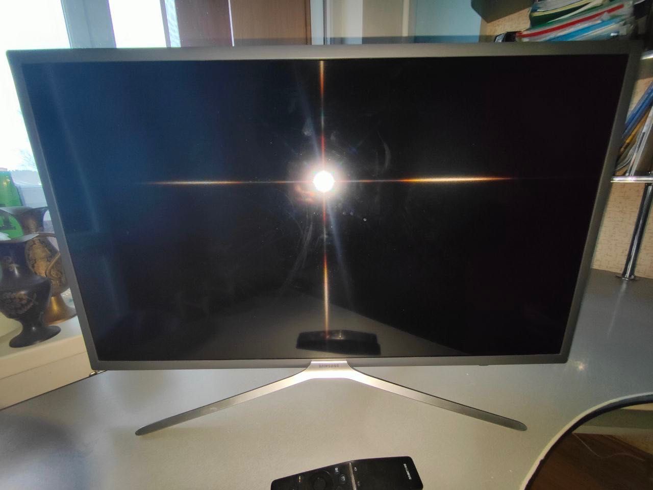 Телевізор Smart Samsung UE32M5500AUXUA
