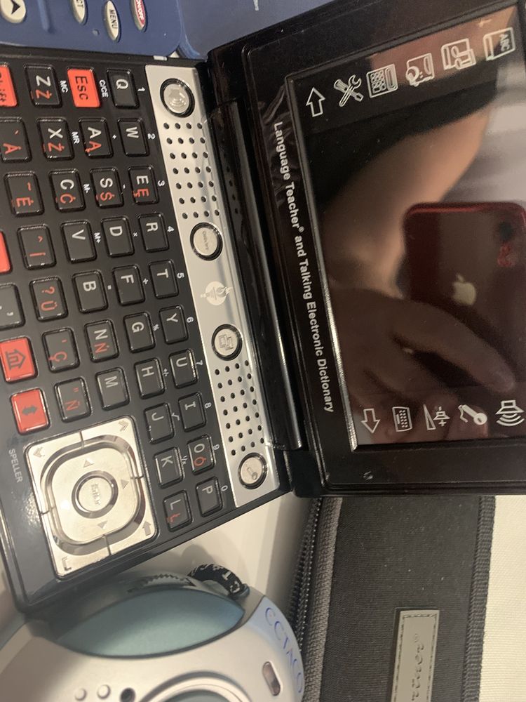 Tłumacz slownik mowiacy ectaco  model P900