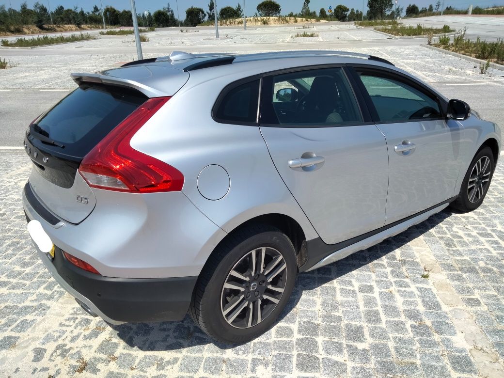 Volvo V40 Cross Country D3