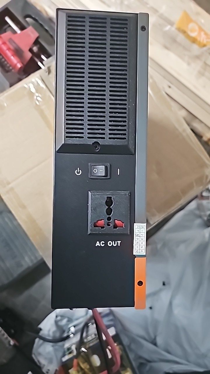 Inversor híbrido sine wave 12v 1kw 80a mppt off-grid