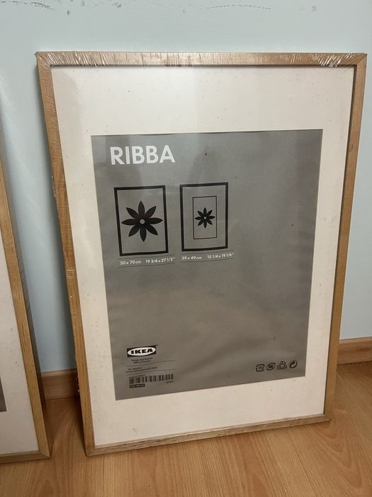 2 molduras ikea novad