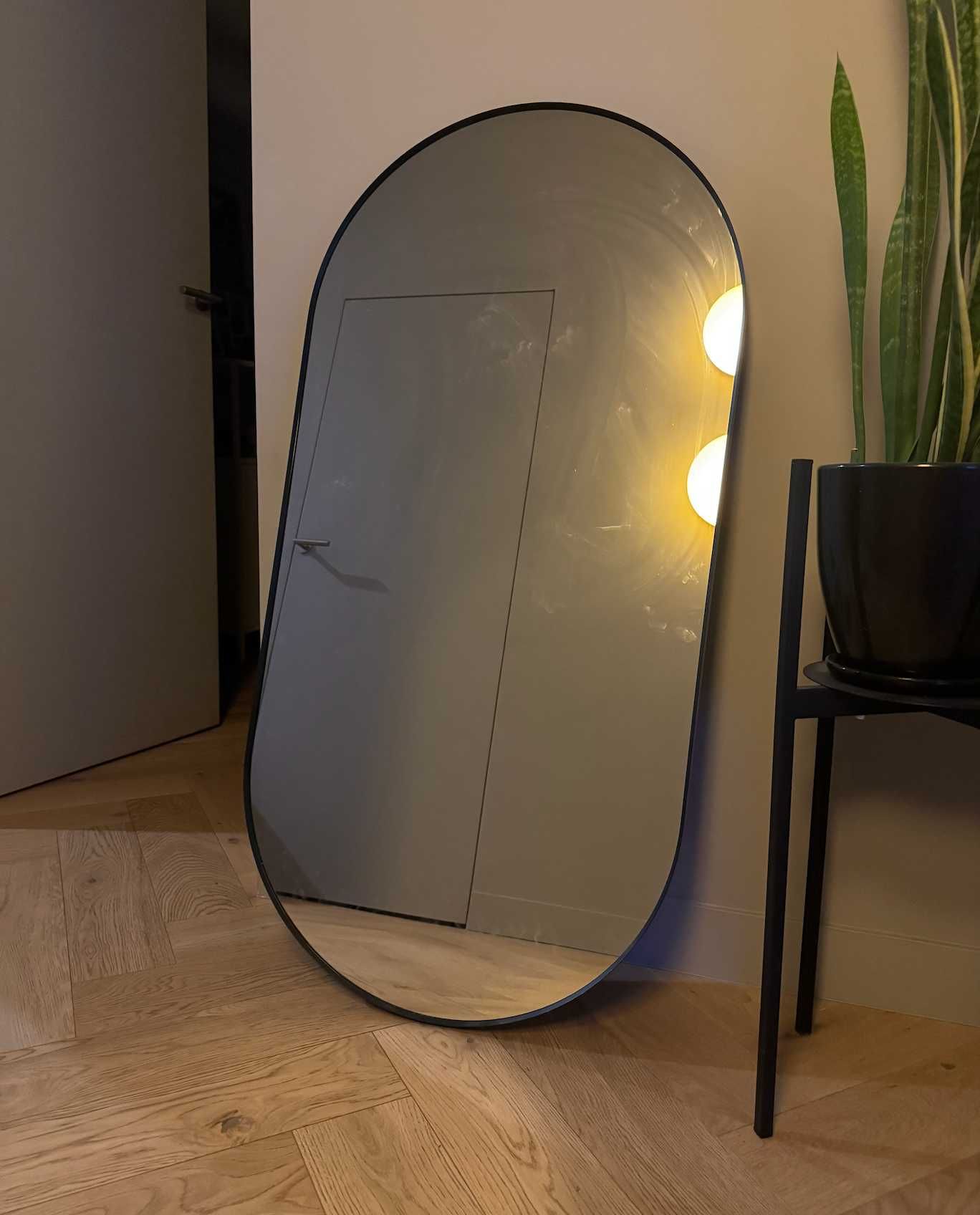 Lustro Lindbyn IKEA czarne