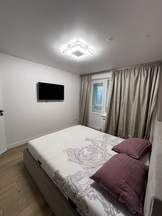 Сдам 2 х к +кухня-гостинная Небесной сотни 41