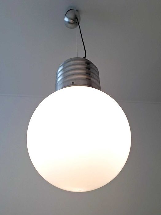Candeeiro pendente  .  Pendant lamp