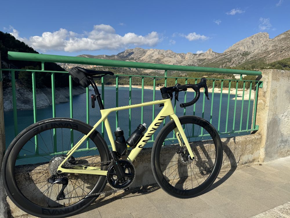 Canyon CF SL 8 Di2  2022r. Rozmiar S 172-178cm ) Full Carbon