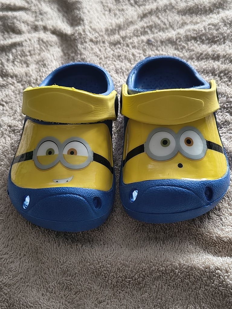 Klapki Minionki 23