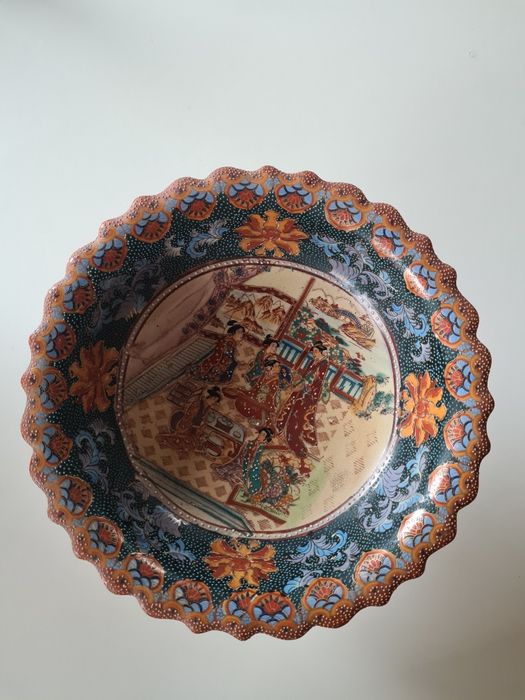 Chińska waza z ceramiki