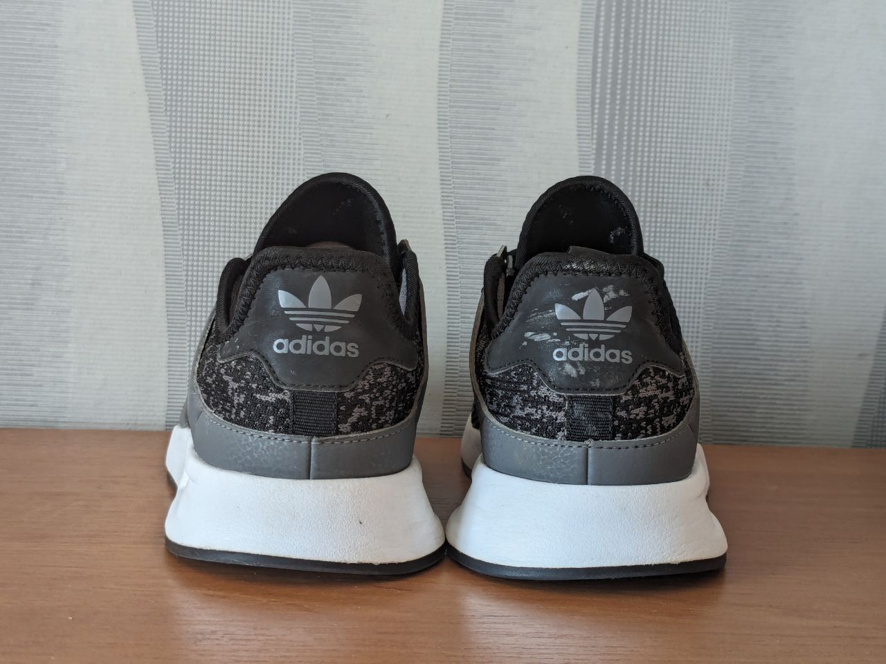 Кросівки adidas 38 р.