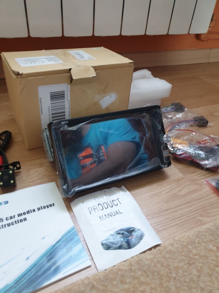 NOWY Odtwarzacz samochodowy MP5 z pilotem / Dodatkowo kamera cofania