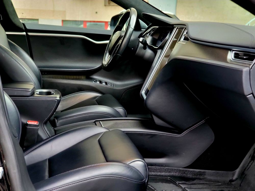 Tesla model S 75 2017р без ДТП в Наявності