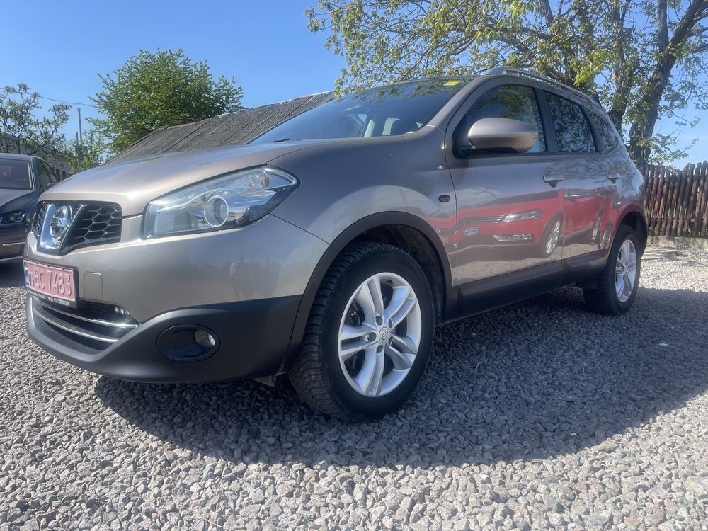 Nissan Qashqai+2