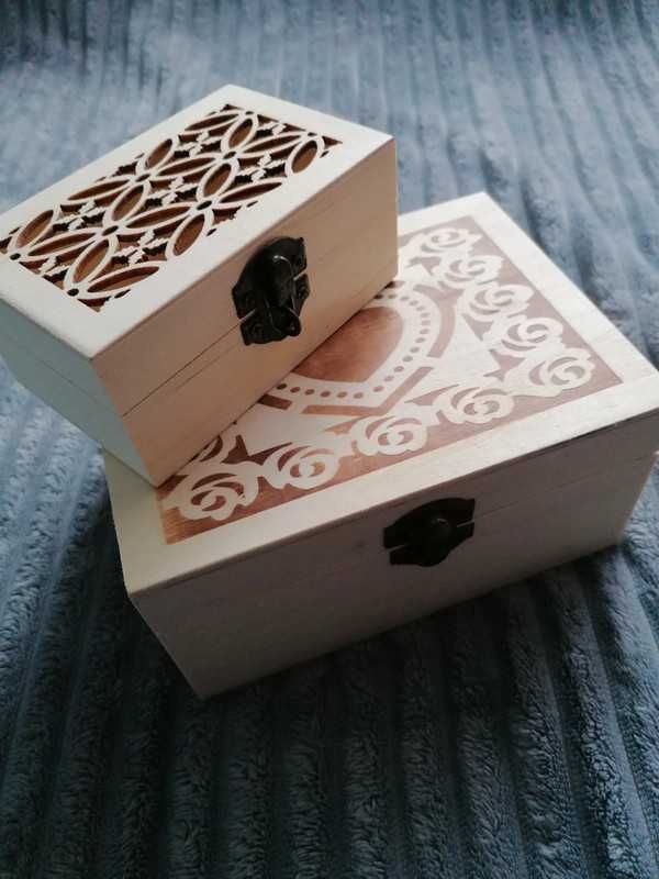 Pudełka drewniane szkatułki
