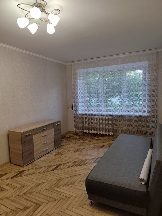 Сдам 1 к.кв.на Космосе (ул.Музыкальная)