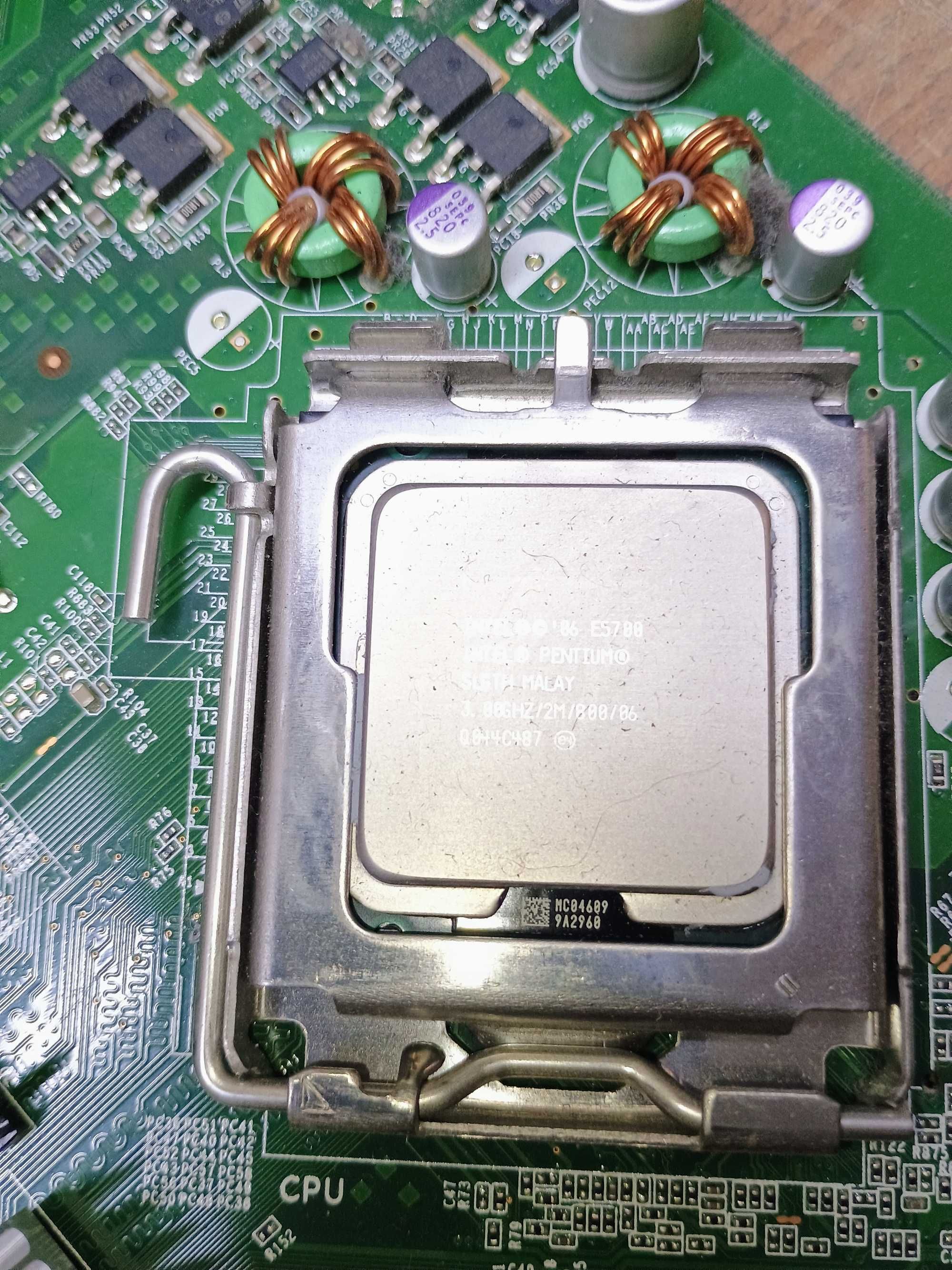 Płyta Dell i Intel Pentium 3.8