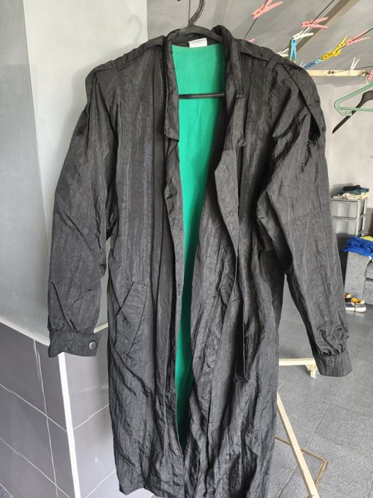 Gabardine Senhora  veste L XL preta forrada a verde