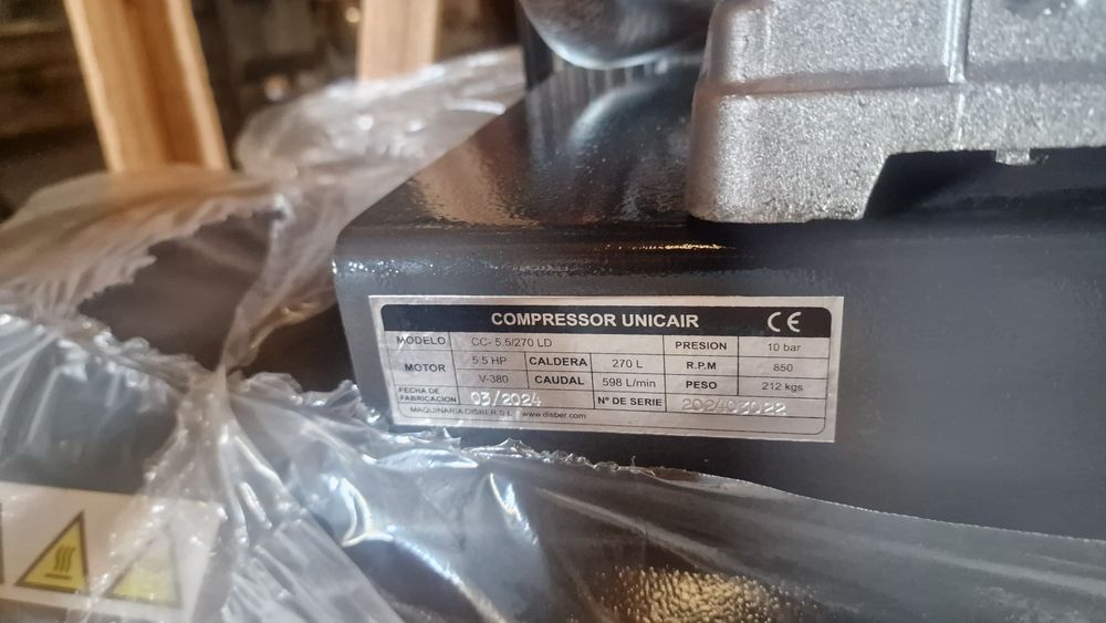 Compressor de 270 litros 1 cabeça novo