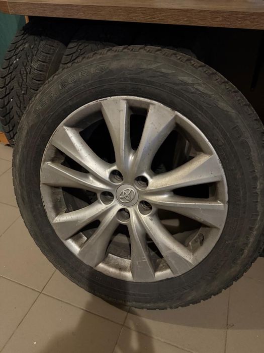 Колоса зимові на титанових дисках до тойота рав4