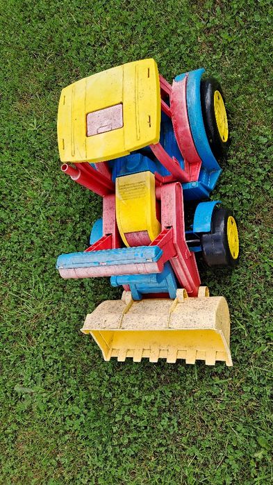 Spychacz do piaskownicy