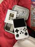 Consola portatil R36s