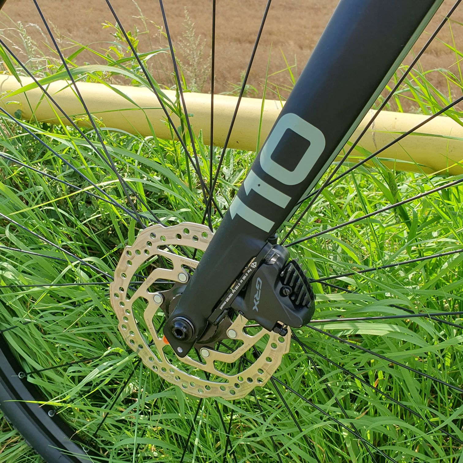 Carver Gravel 110 – gravel 2×11 GRX, aluminiowy frame + karbonowy wide