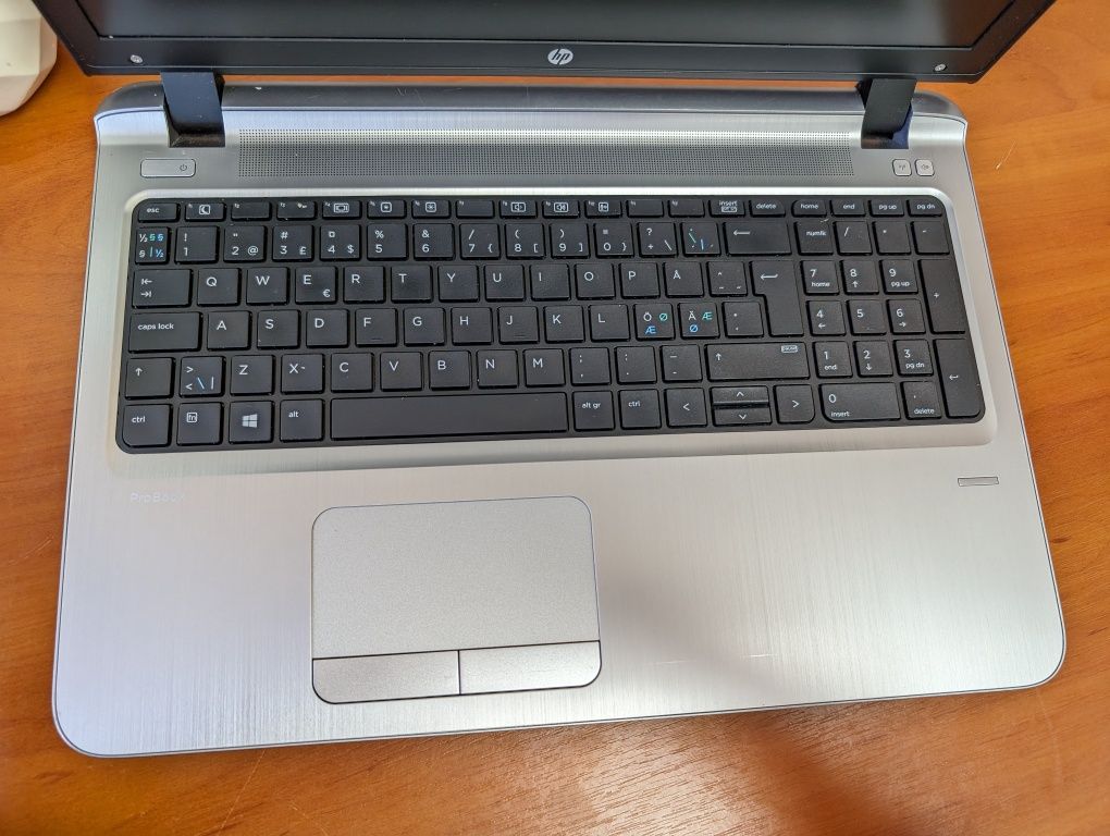 Ноутбук HP ProBook 450 G3/i3-6100U/8/260/HD/бюджетний