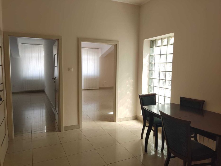 WYNAJMĘ - Lokal handlowo-usługowy, biuro, gabinet