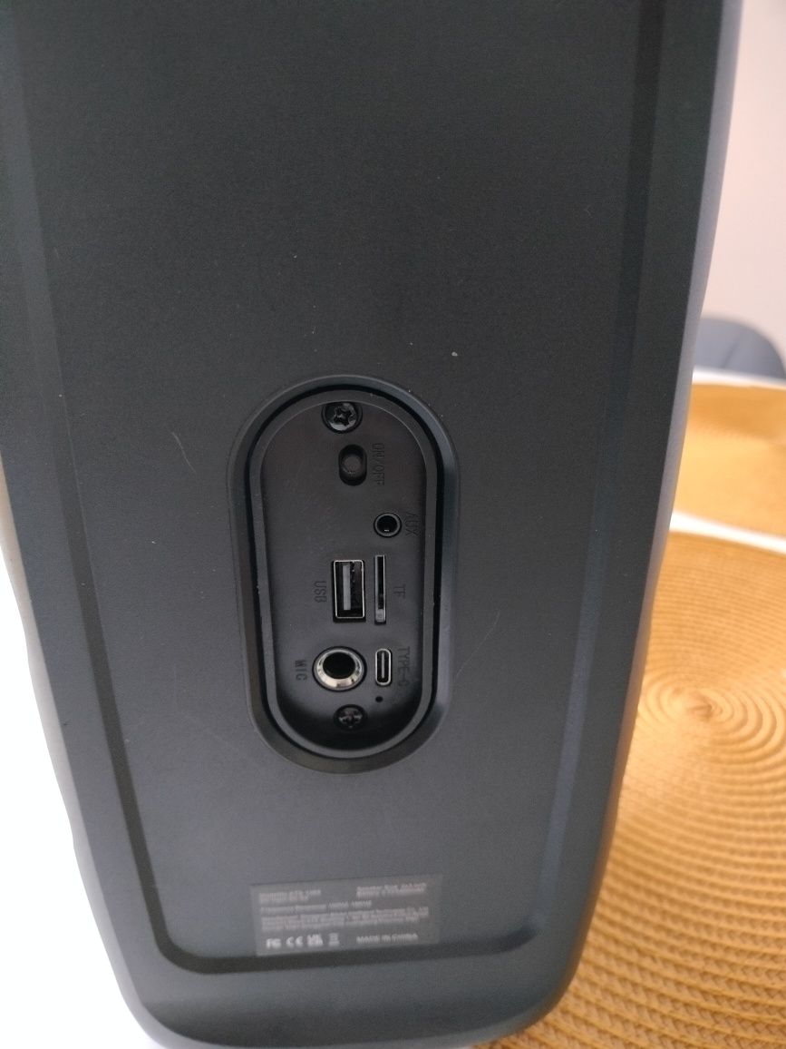 Głośnik bluetooth rgb