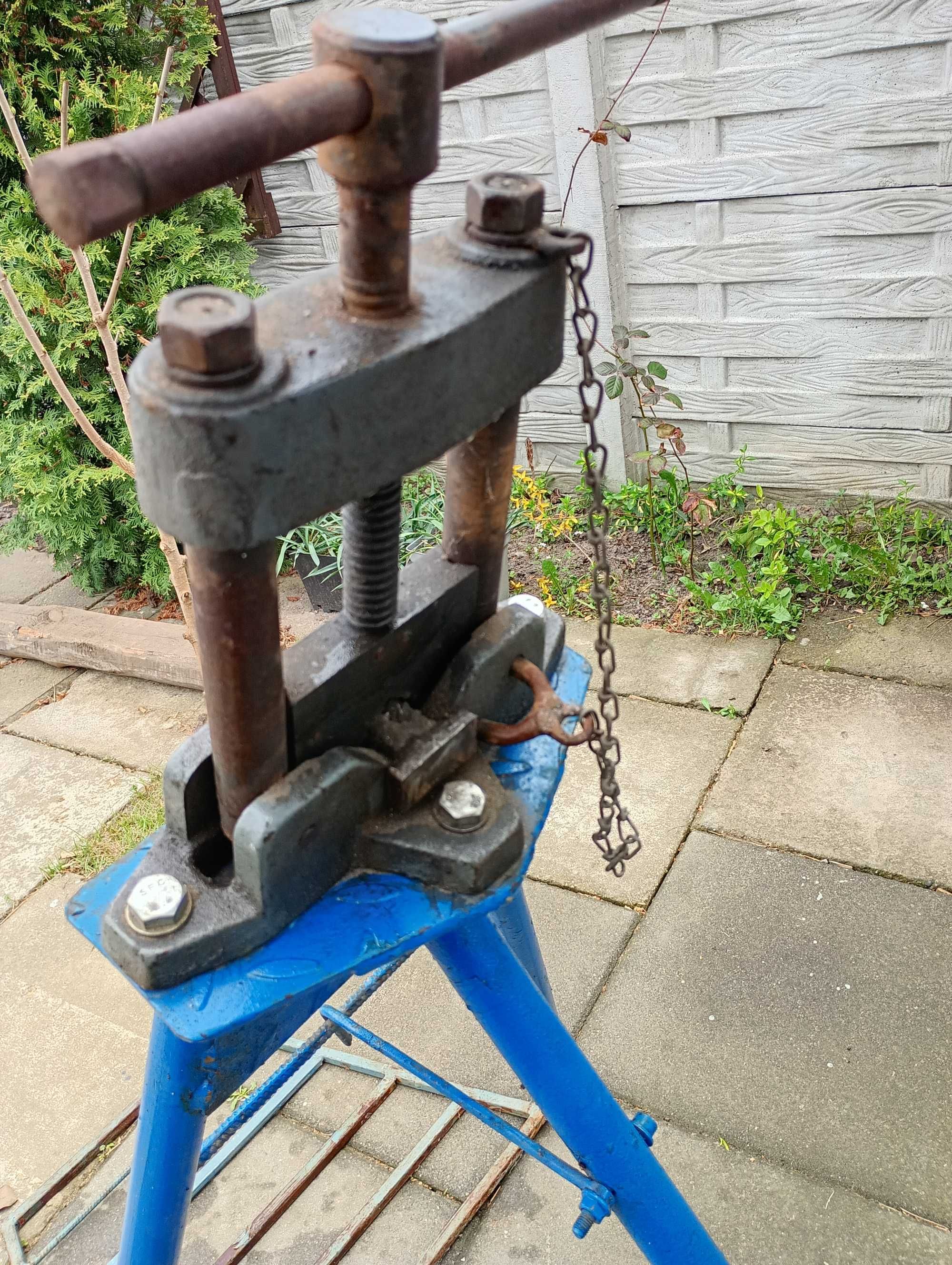 Imadło hydrauliczne