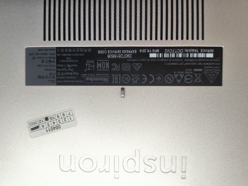 Laptop Dell Inspirion 5570