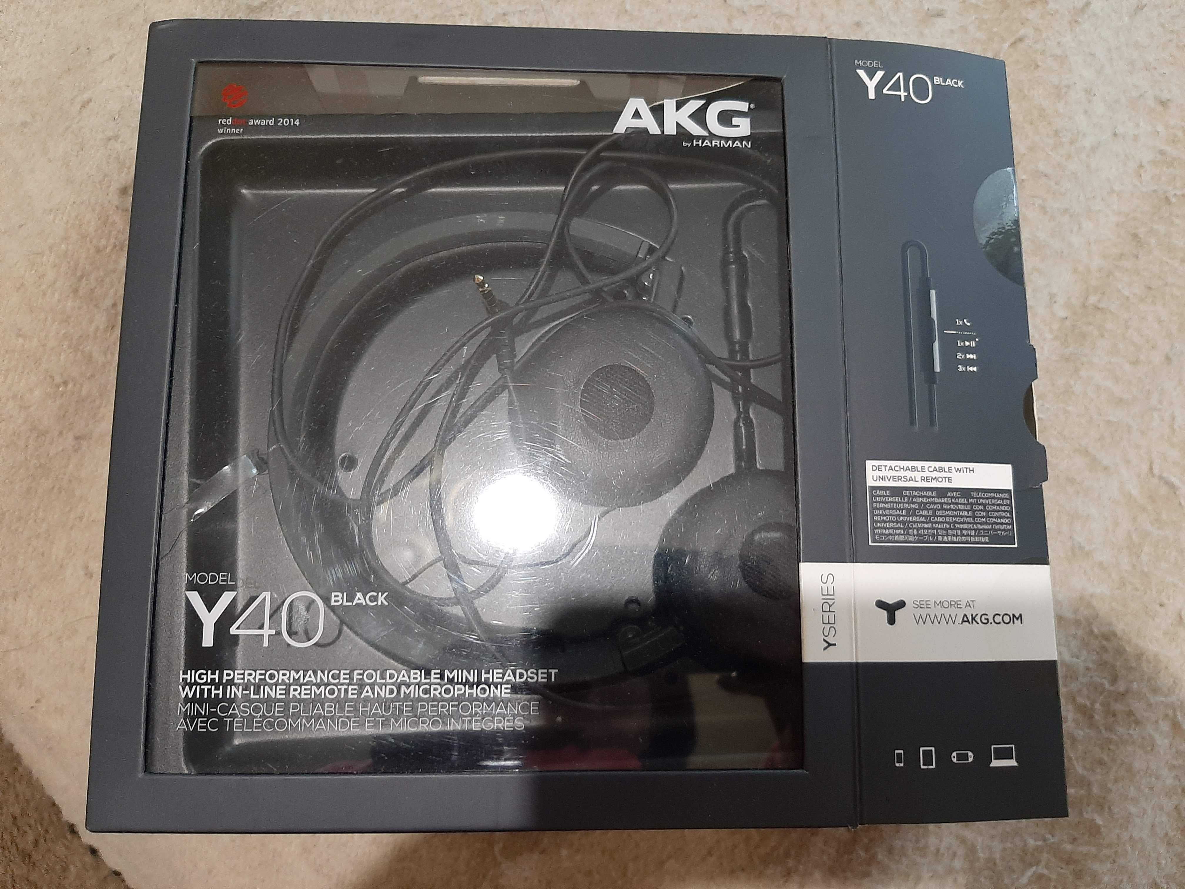 Навушники AKG Y40