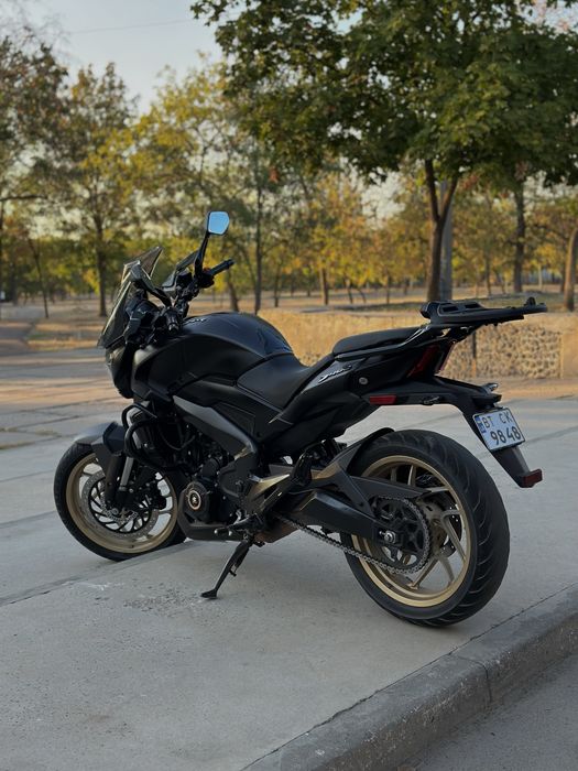 Bajaj Dominar 400