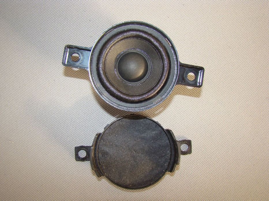 GŁOŚNIK ŚRODKOWY CENTRALNY W DESKĘ ROZDZIELCZĄ OPEL VECTRA C SIGNUM ZAFIRA B ASTRA H