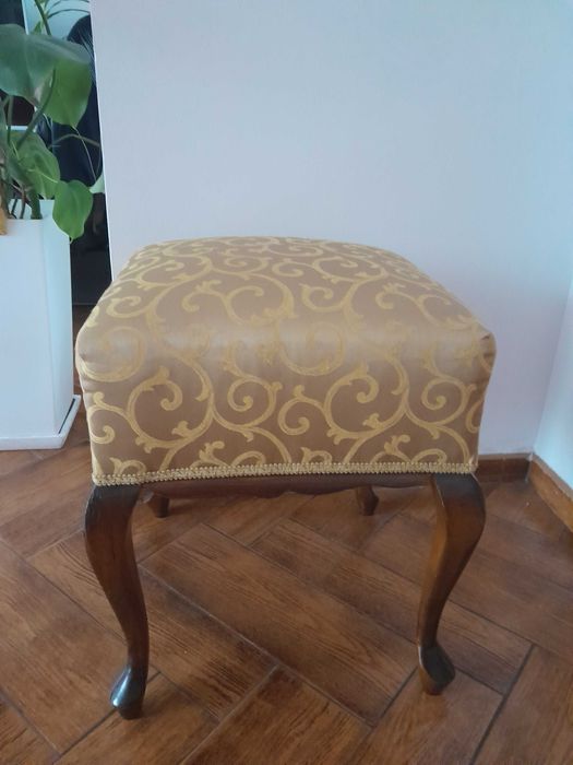 taboret podnóżek krzesło tapicerowane